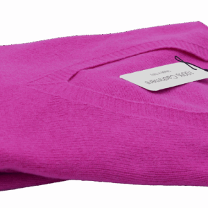 V-Neck Ultralight – Fuxia (100% Cashmere) 4 V NEckFuxiaseite 1 scaled
